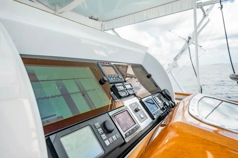 Slide: The Image of Rybovich 55 Convertible 1983 - 5551031