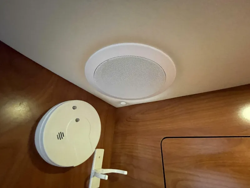 Slide: The Image of Rinker 310 Express Cruiser 2013 - 5217265