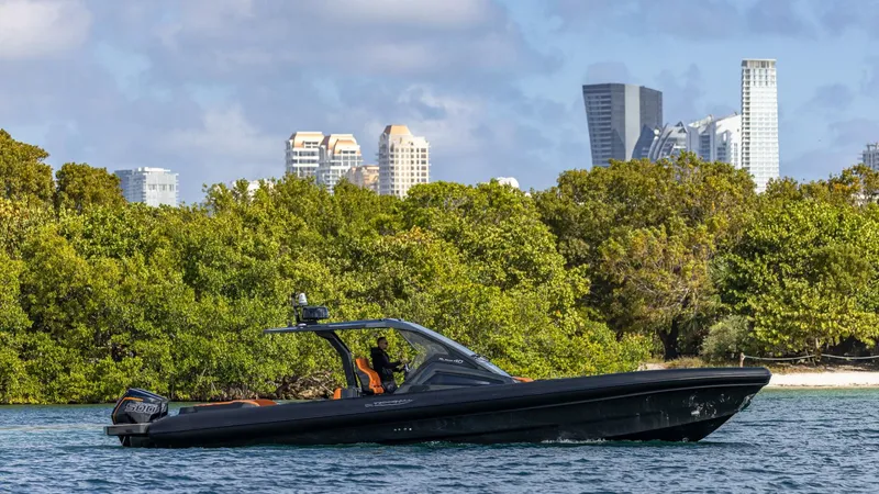 Slide: The Image of 6 Best RIB Technohull Alpha 40 Speed - 5217457