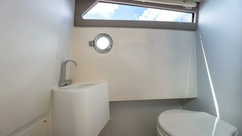 Slide: The Image of 21 Best RIB Technohull Alpha 40 Bathroom - 5217574