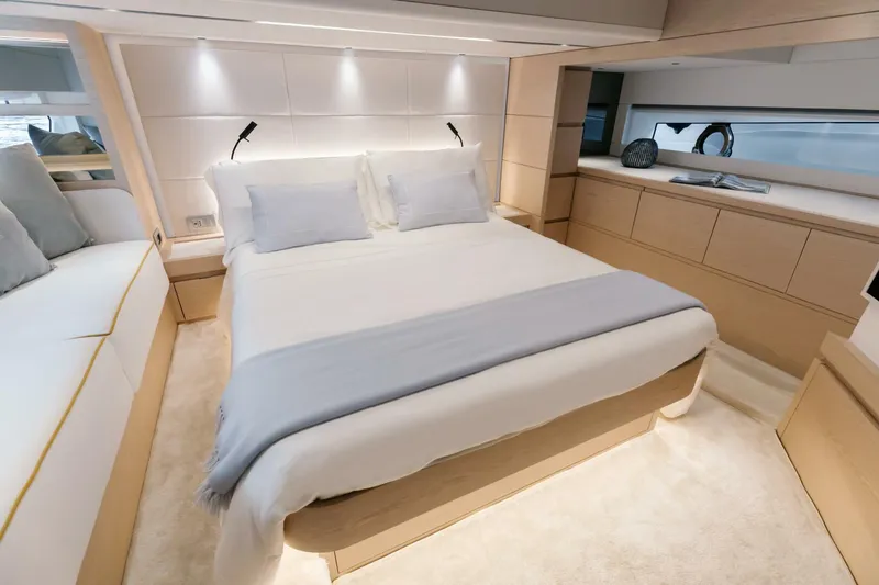 Slide: The Image of Solaris 52 Open 2024 - 5217743