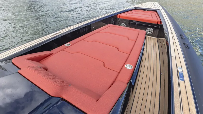 Slide: The Image of Omega_47_WEB 77 - 5217950