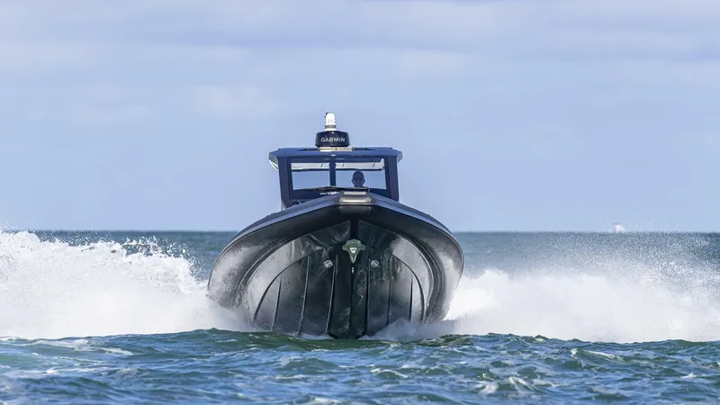 Slide: The Image of Omega_47_WEB 16 - 5217798