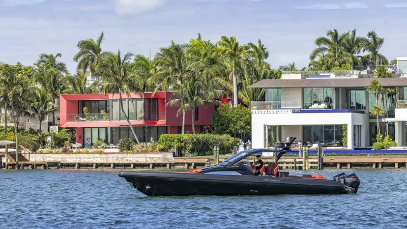 Slide: The Image of Omega_47_WEB 2 - 5217785