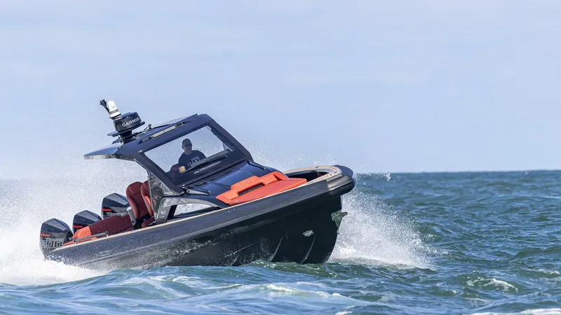 Slide: The Image of Omega_47_WEB 6 - 5217789