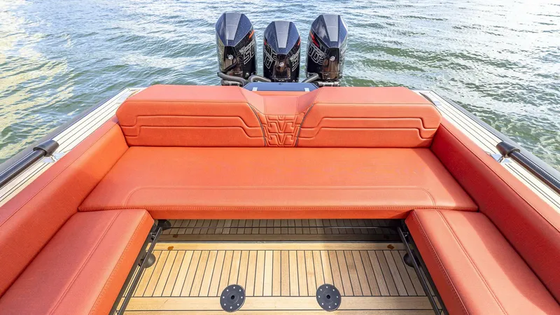 Slide: The Image of Omega_47_WEB 94 - 5217872