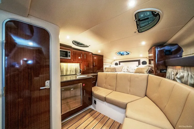 Slide: The Image of Cabin Looking FWD - 5221033