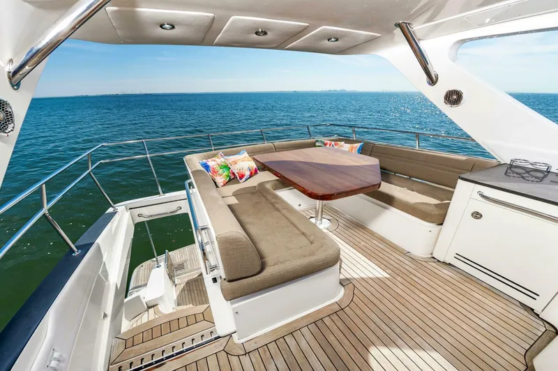 Slide: The Image of Sea Ray 510 Fly 2015 - 5220477