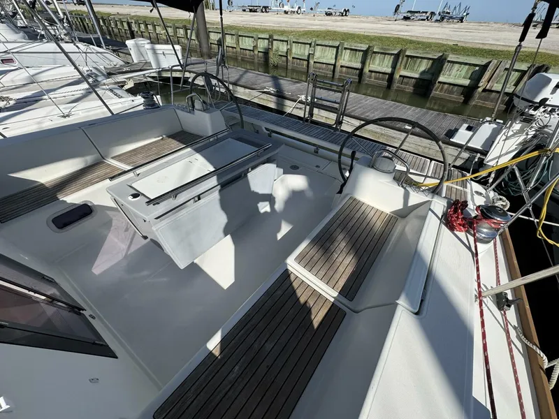 Slide: The Image of Beneteau Oceanis 45 2016 - 5220670