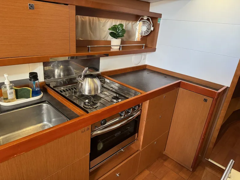 Slide: The Image of Beneteau Oceanis 45 2016 - 5220637