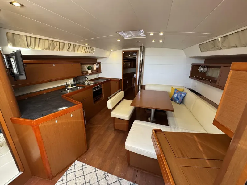 Slide: The Image of Beneteau Oceanis 45 2016 - 5220650