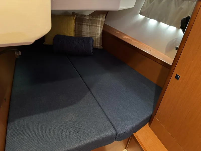 Slide: The Image of Beneteau Oceanis 45 2016 - 5220653