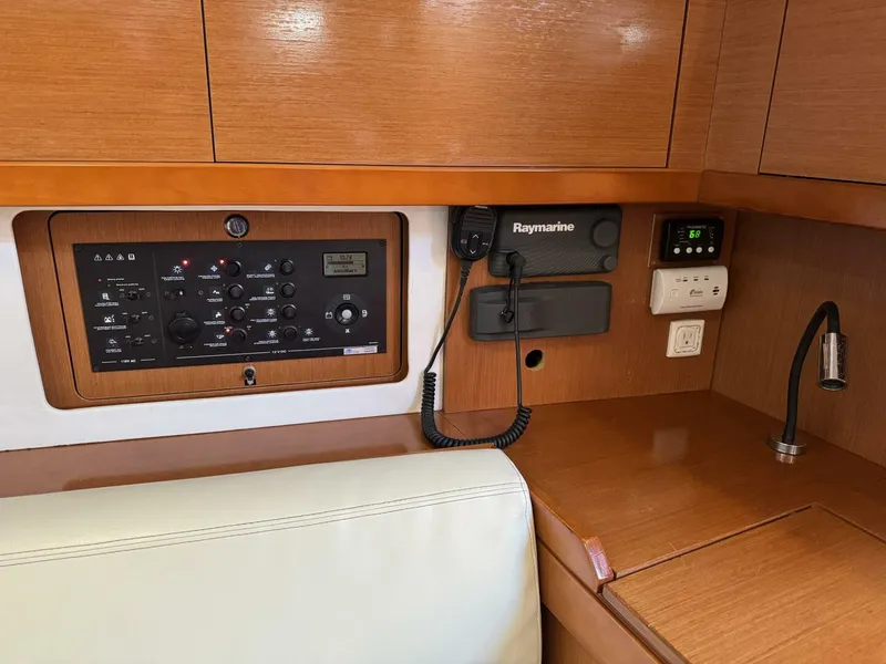 Slide: The Image of Beneteau Oceanis 45 2016 - 5220657