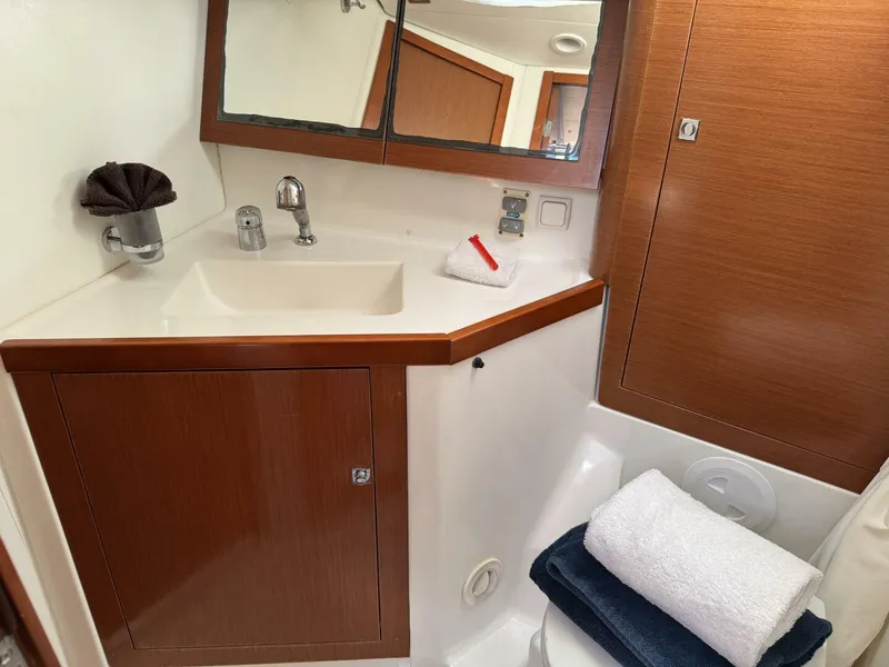 Slide: The Image of Beneteau Oceanis 45 2016 - 5220652