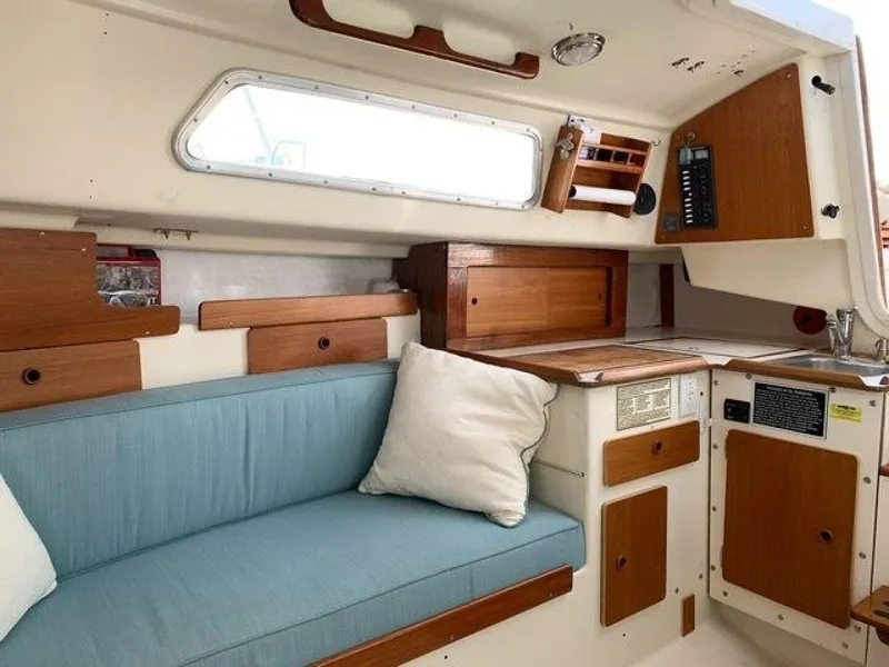 Slide: The Image of Pearson 30 1976 - 5221991