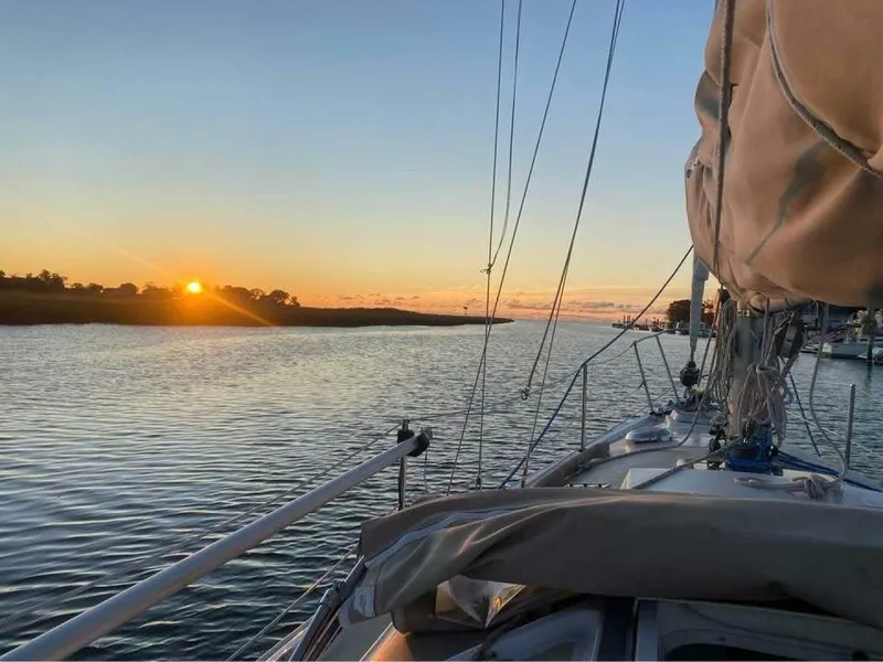 Slide: The Image of Pearson 30 1976 - 5221025