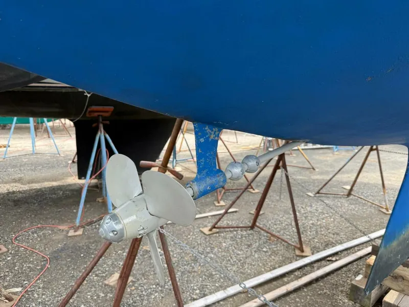 Slide: The Image of Max prop - 5242329