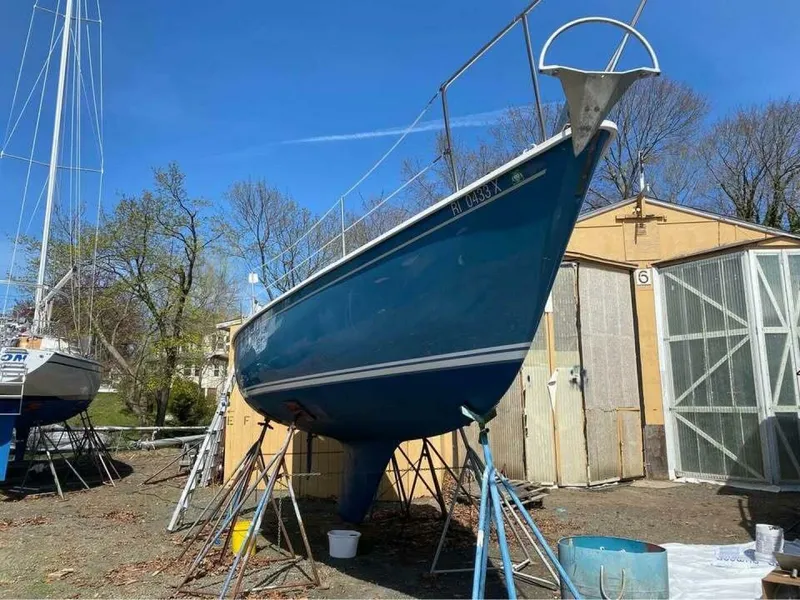 Slide: The Image of Pearson 30 1976 - 5221020