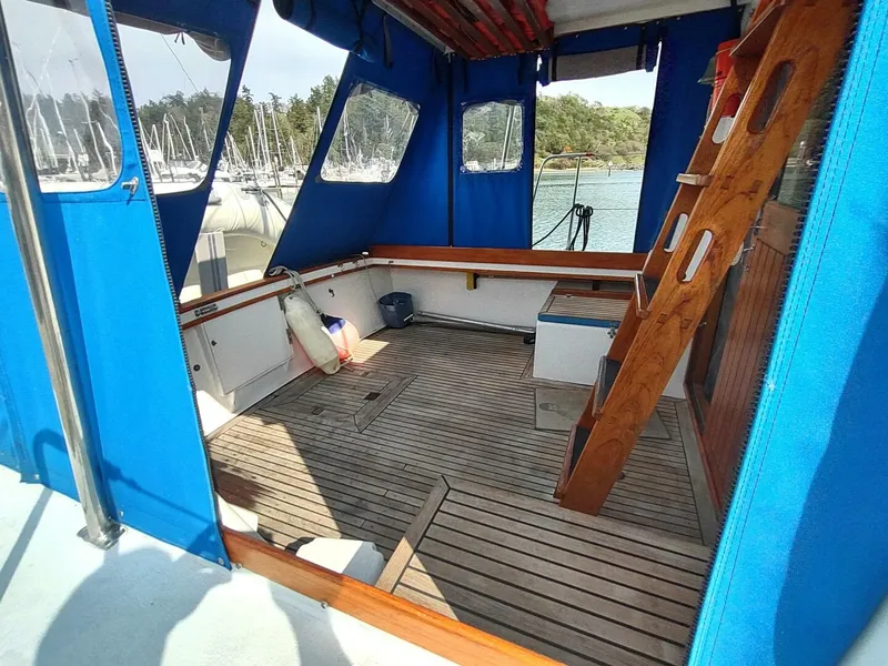 Slide: The Image of Cheoy Lee 35 Sedan Trawler 1981 - 5221974