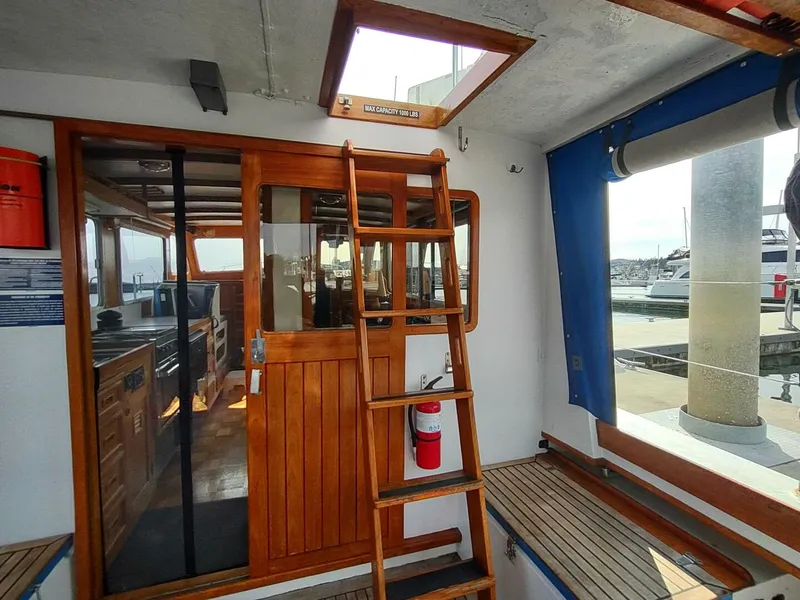 Slide: The Image of Cheoy Lee 35 Sedan Trawler 1981 - 5221981