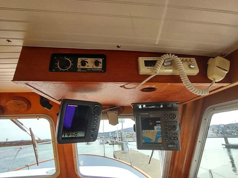 Slide: The Image of Cheoy Lee 35 Sedan Trawler 1981 - 5222006