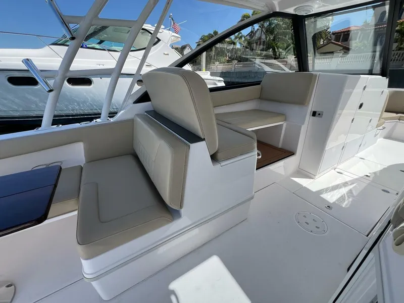 Slide: The Image of 2019 Everglades 340 Dual Console- Helm Seating - 5221761