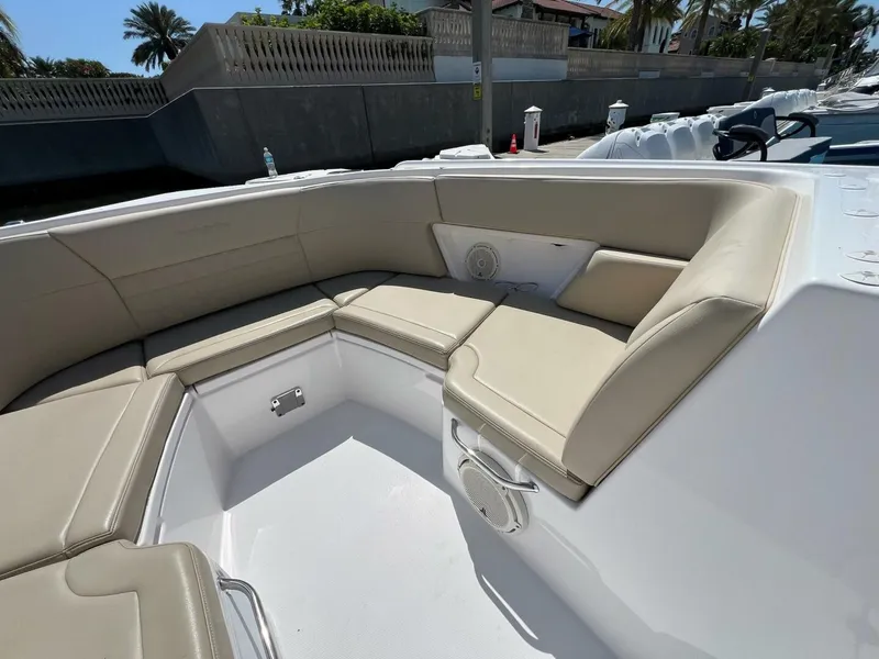 Slide: The Image of 2019 Everglades 340 Dual Console- Bow - 5221738