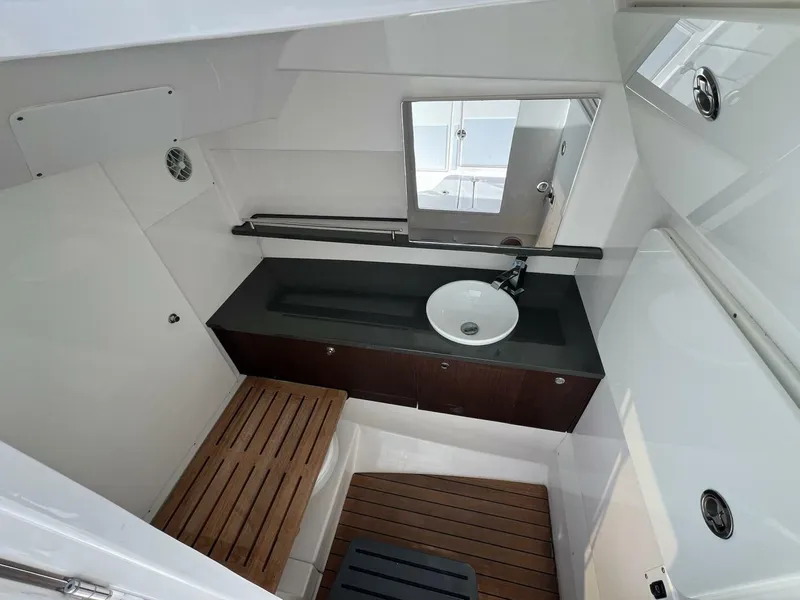 Slide: The Image of 2019 Everglades 340 Dual Console- Head - 5221735