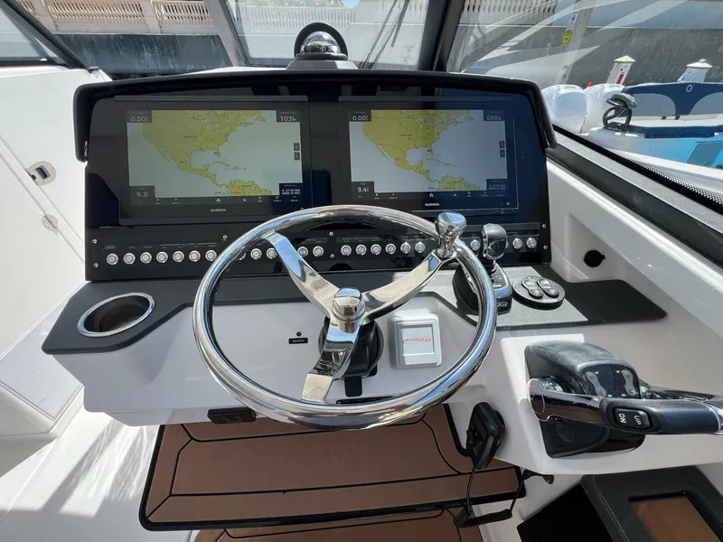 Slide: The Image of 2019 Everglades 340 Dual Console-Helm - 5221763