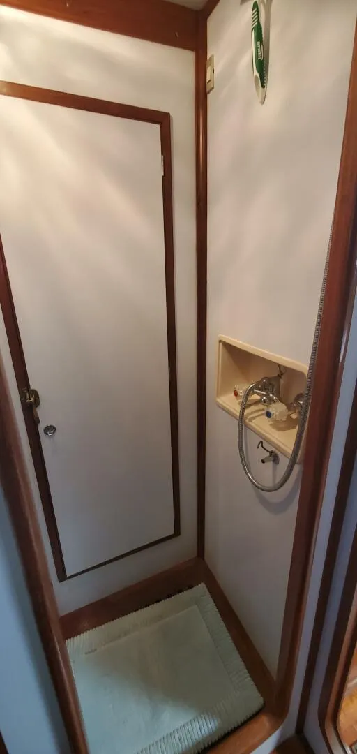 Slide: The Image of Tayana 55 Centercockpit 1989 - 5223707