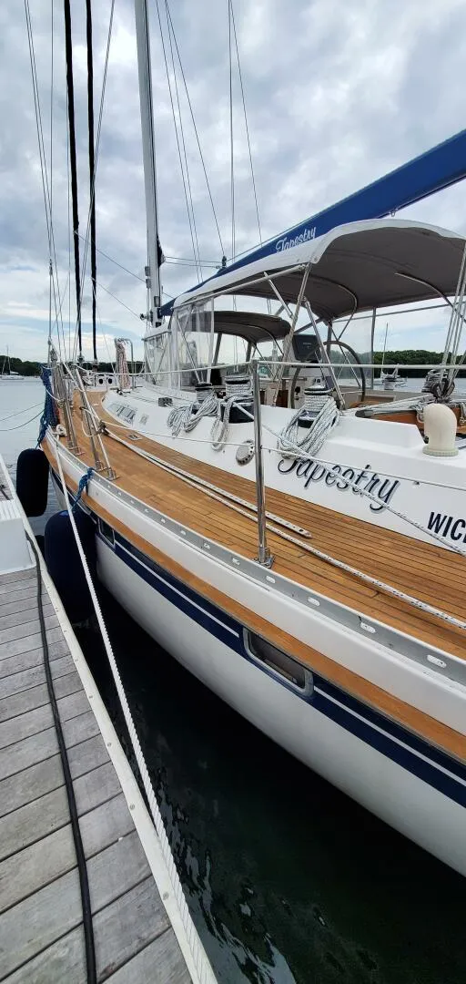 Slide: The Image of Tayana 55 Centercockpit 1989 - 5487602