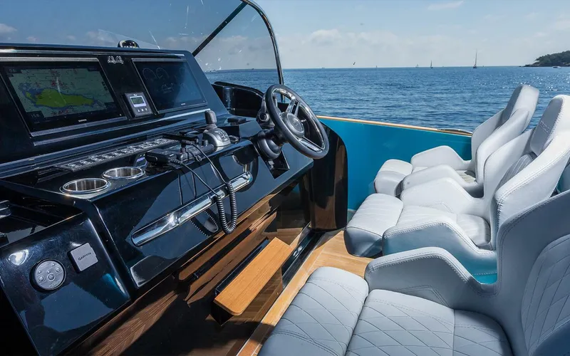 Slide: The Image of Solaris 44 Open 2025 - 5225183