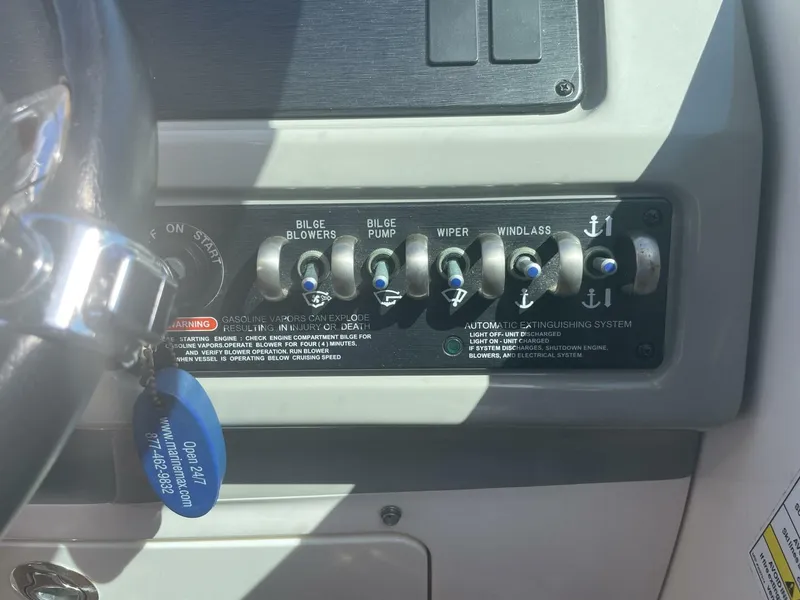 Slide: The Image of Sea Ray 260 Sundancer 2015 - 5225260