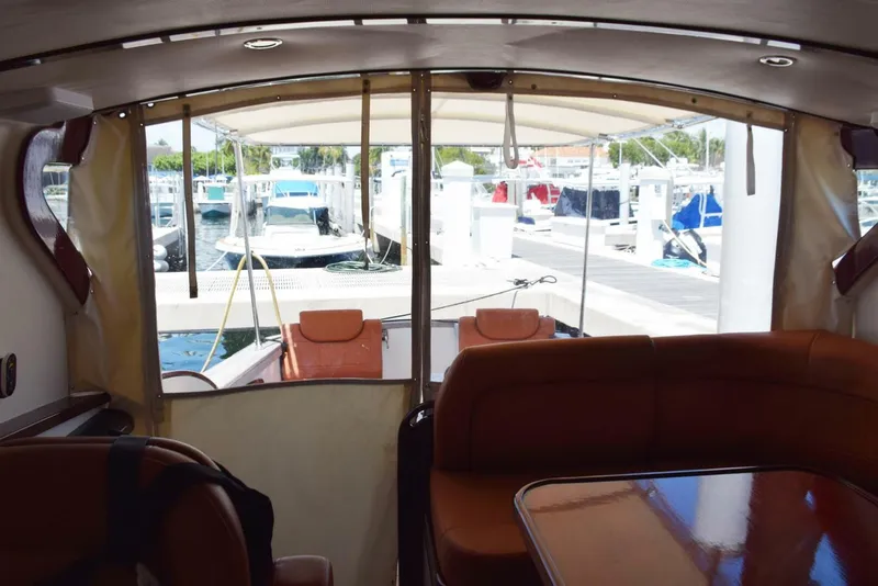 Slide: The Image of Aft Enclosure   - 5310446