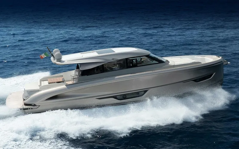 The Image of Solaris 52 Coupe 2026 - 5226514