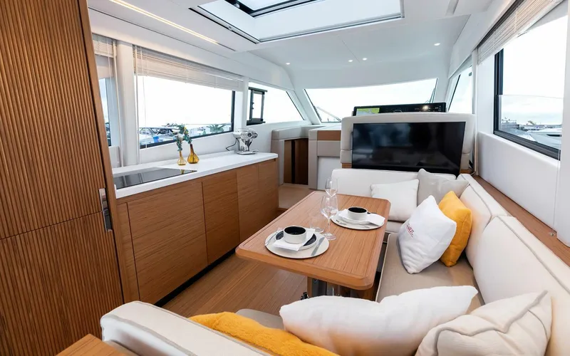 Slide: The Image of Solaris 52 Coupe 2026 - 5226530