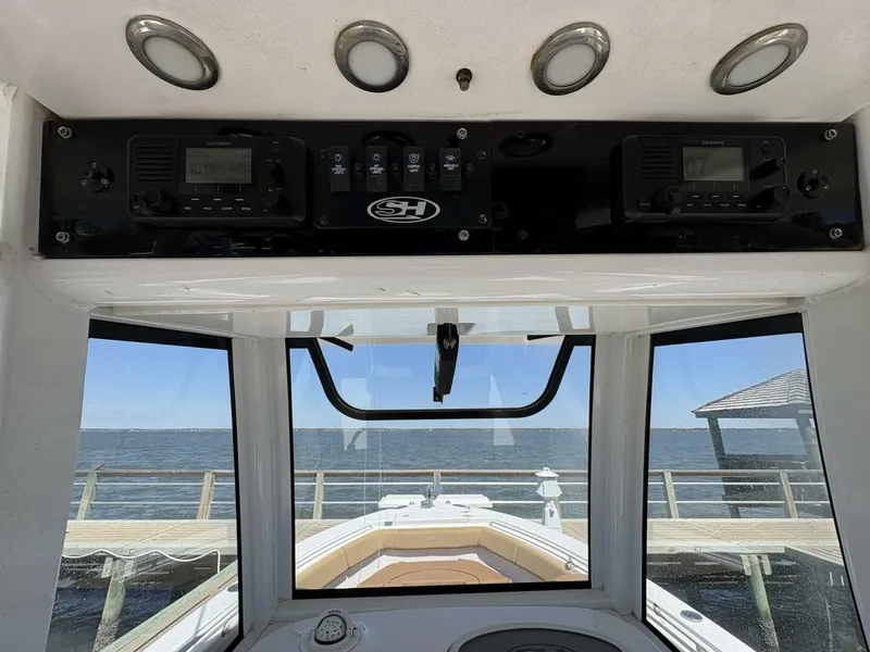 Slide: The Image of Sea Hunt 255 SE 2020 - 5229301