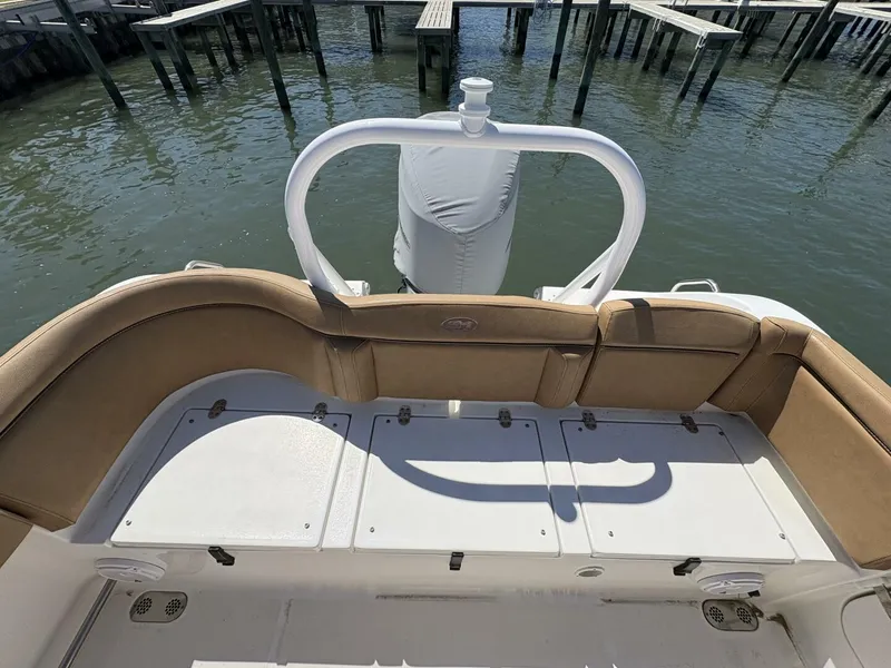 Slide: The Image of Sea Hunt 255 SE 2020 - 5229305