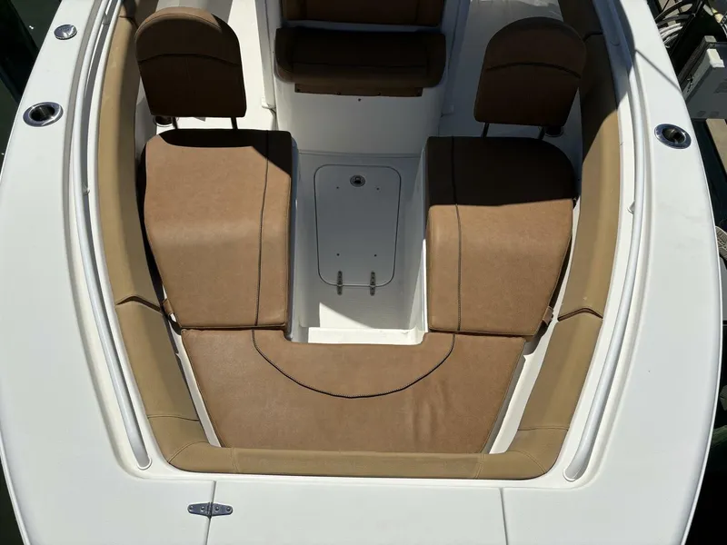 Slide: The Image of Sea Hunt 255 SE 2020 - 5229295