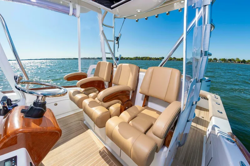 Slide: The Image of Custom Carolina 38 CC 2024 - 5227448