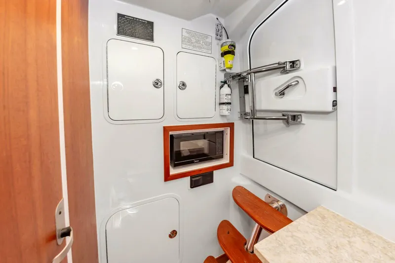 Slide: The Image of Custom Carolina 38 CC 2024 - 5227471