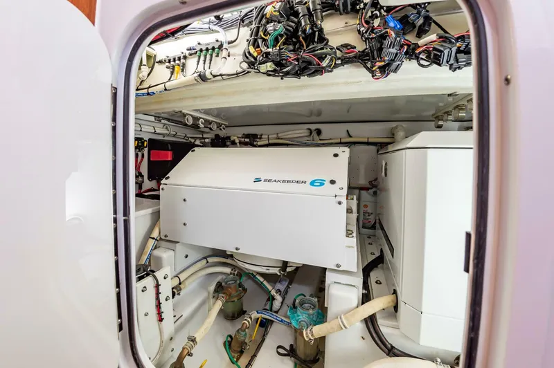 Slide: The Image of Custom Carolina 38 CC 2024 - 5227476