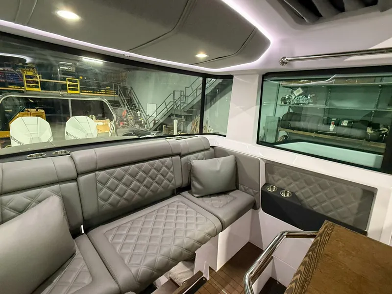 Slide: The Image of Axopar 37 XC CROSS CABIN 2021 - 5227522