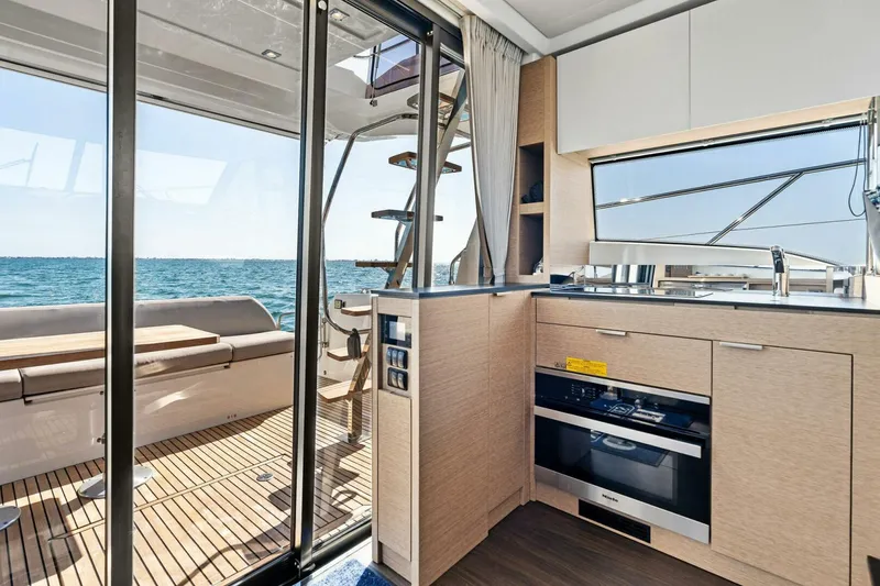 Slide: The Image of 2022 Prestige 420 Flybridge- SPIRIT LED-Galley - 5250318