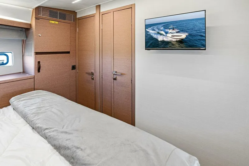Slide: The Image of 2022 Prestige 420 Flybridge- SPIRIT LED- VIP Stateroom  - 5250269