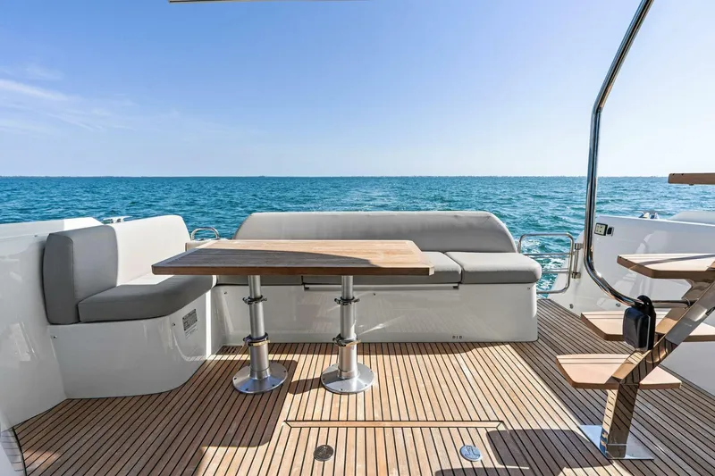 Slide: The Image of 2022 Prestige 420 Flybridge- SPIRIT LED- Aft Deck - 5250324