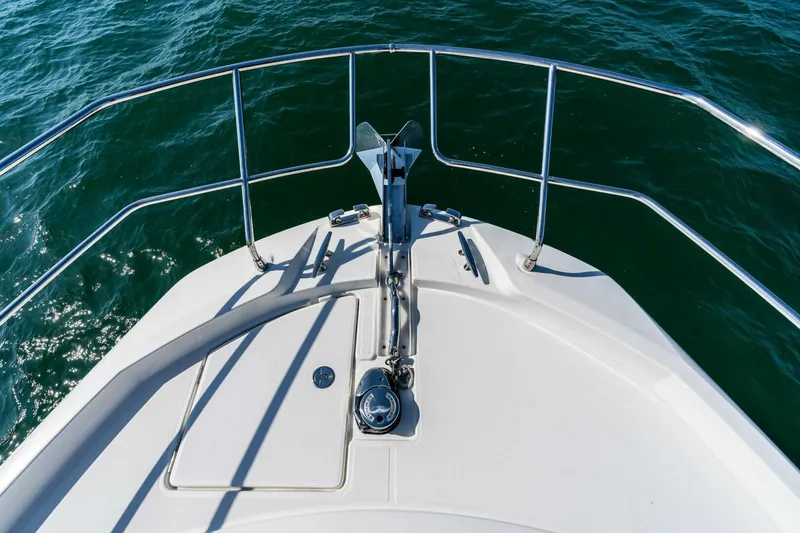 Slide: The Image of 2022 Prestige 420 Flybridge- SPIRIT LED- Anchor - 5250337