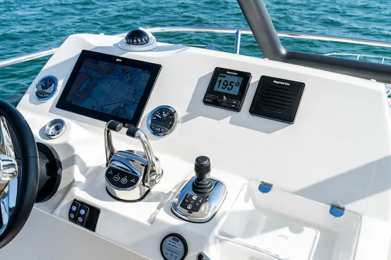 Slide: The Image of 2022 Prestige 420 Flybridge- SPIRIT LED- Flybridge Helm - 5250345