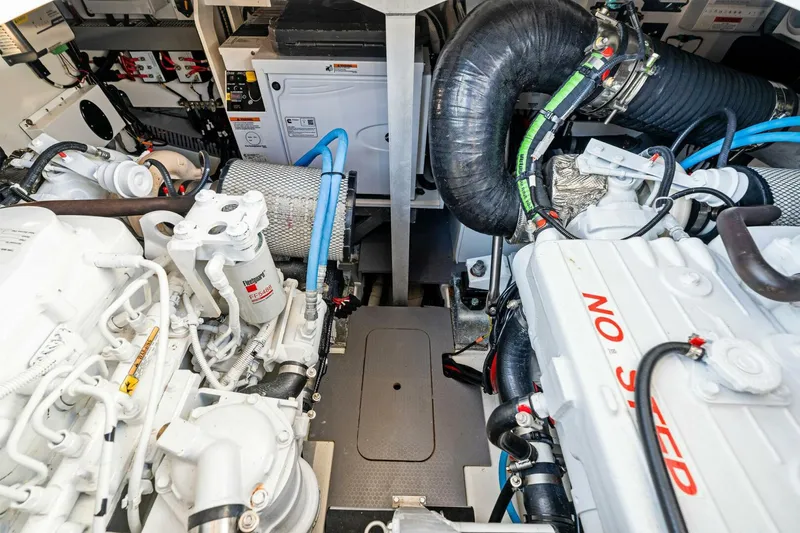 Slide: The Image of 2022 Prestige 420 Flybridge- SPIRIT LED- Engine room  - 5250362