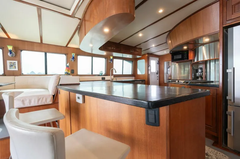 Slide: The Image of Pedigree Cat 525 Power Cat 2005 - 5227922